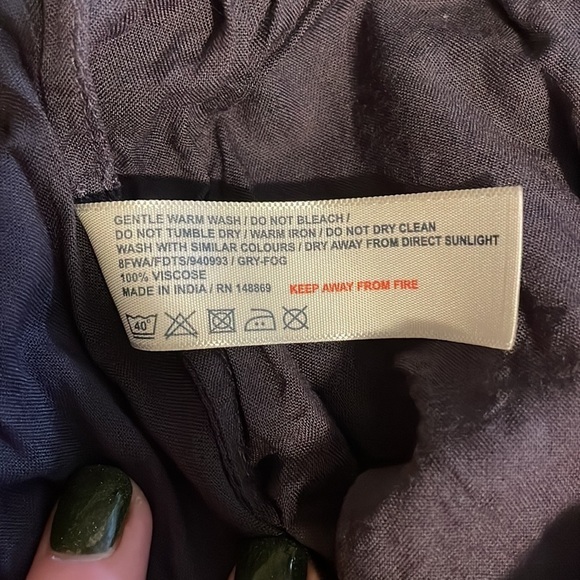 Fat Face dark charcoal gray bluish with a black design Jumpsuit Size 2 - Picture 9 of 16